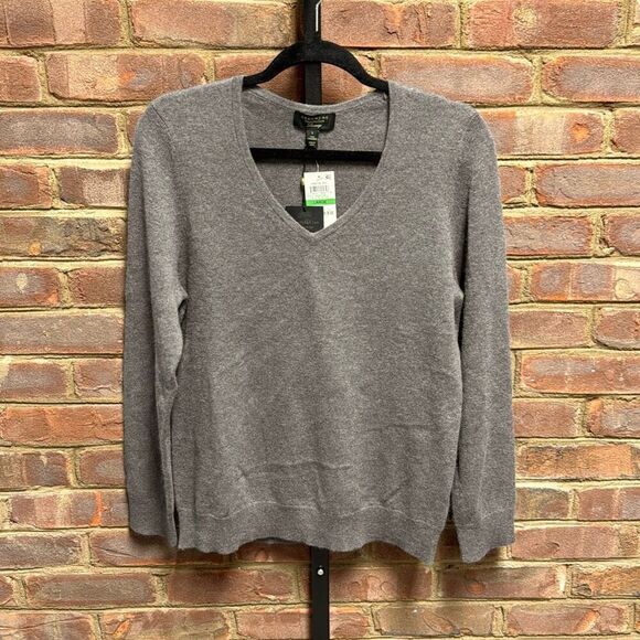 Charter Club Luxury Brown Cashmere V Neck Sweater Size Large NEW - Picture 2 of 5